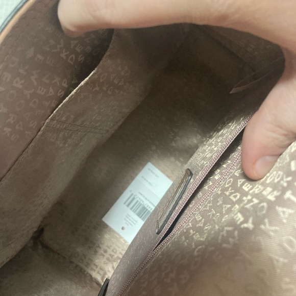 Kate Spade;Knightsbridge Doris Bag/Crossbody - Picture 5 of 8